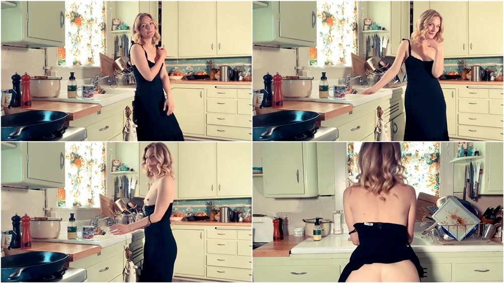 Mona Wales – Fucking Your Hot Mom in kitchen HD 720p
